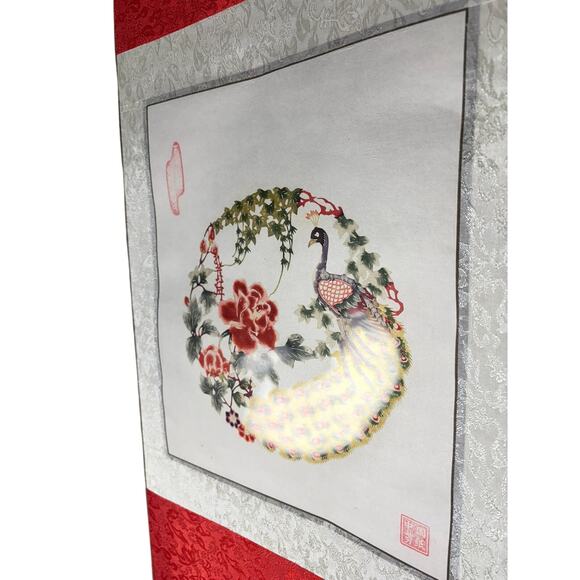 Chinese Paper Cut Silk Scroll with Peacock and Peony – Vintage Wall Art in Box - Picture 6 of 16